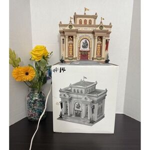 Department 56 Christmas in City Series Heritage Museum of Art w/Box & Light 1994